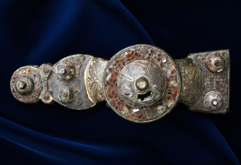 This brooch was found buried with the Melhus woman. Its large size suggests that it was worn for ceremonial purposes only.