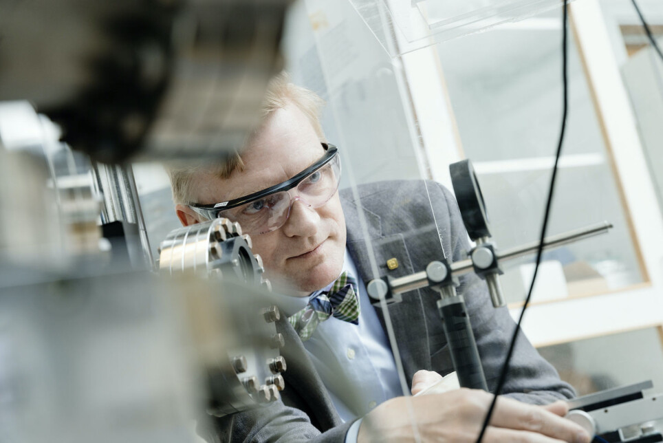 Thomas Tybell in the lab.