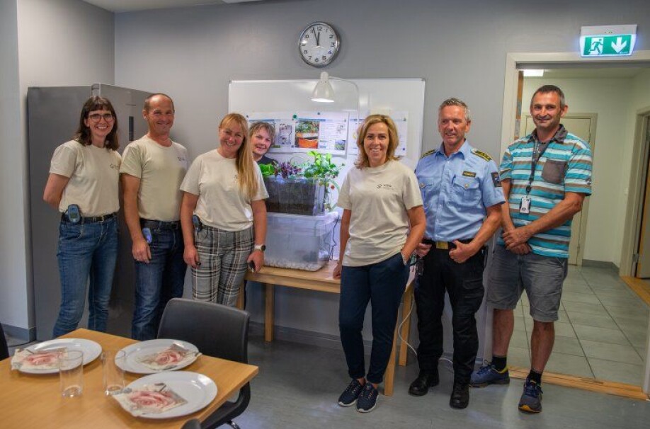 Good collaboration with the prison and the rest of the project group has been of vital importance for the project’s success. From left to right: Elise Krey Pedersen, Atle Beisland and Siv Lene Gangenes Skar from NIBIO, Ingebjørg Tønnesland Hodne from Setesdal High School, Inger Grete Stålesen from Lia Coach and support, and Jan Balstad and Asbjørn Espenes from Evje prison.