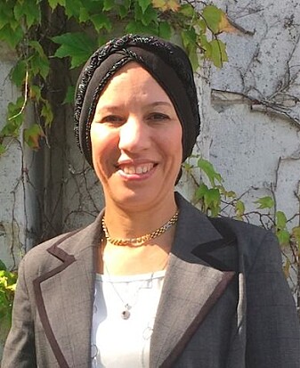 “I won’t be surprised if later on, experiments prove that this rare side effect is due to the adenovirus itself. In any case it could be a factor, and it’s worth studying” says professor Maha Othman. “I won’t be surprised if later on, experiments prove that this rare side effect is due to the adenovirus itself. In any case it could be a factor, and it’s worth studying” says professor Maha Othman.
