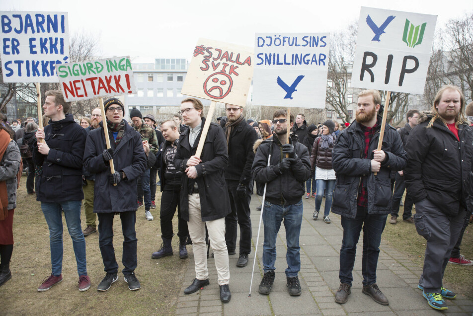 In 2016, the Panama Papers revealed that Iceland's Prime Minister Sigmundur David Gunnlaugsson and his family had hidden money in tax havens. When the revelation became known, thousands of Icelanders demonstrated outside the Allting in Reykjavik.