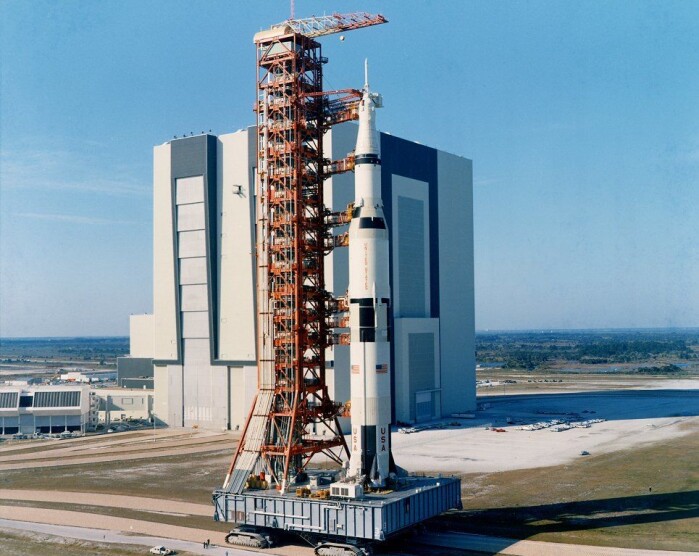 This rocket is over 110 metres high and consists mostly of fuel. A lot of energy is needed to break free of Earth's gravitational pull. This rocket is over 110 metres high and consists mostly of fuel. A lot of energy is needed to break free of Earth's gravitational pull.