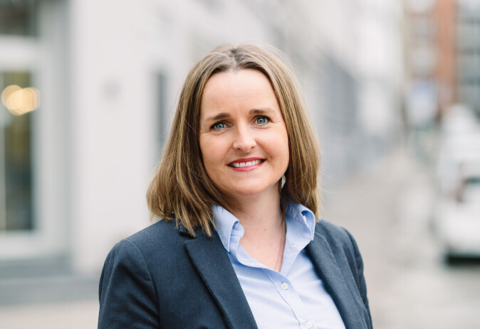 Silje Molander believes that foreign workers in food-related professions are better paid if they have an approved certificate. Silje Molander believes that foreign workers in food-related professions are better paid if they have an approved certificate.