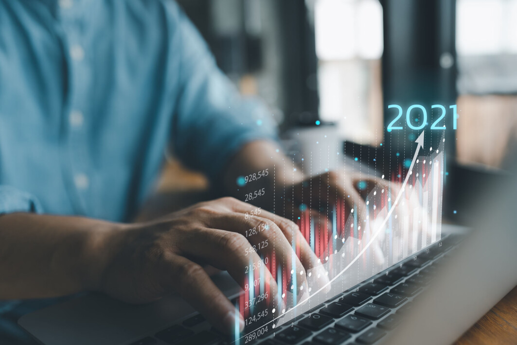 Do you want to make money on stocks? The smartest thing you can do is buy them low and sell high – but that's easier said than done. Do you want to make money on stocks? The smartest thing you can do is buy them low and sell high – but that's easier said than done.