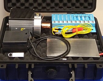 The device in its case. The device in its case.