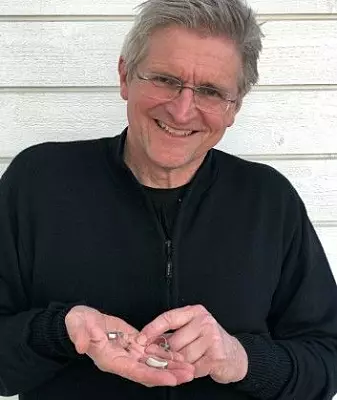 Geir Selbæk is eagerly awaiting a new Norwegian study that will confirm or refute how important hearing loss is for dementia. In the meantime, he has acquired a hearing aid himself.