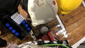 Seawater sampling from CTD-Niskin-rosette Seawater sampling from CTD-Niskin-rosette
