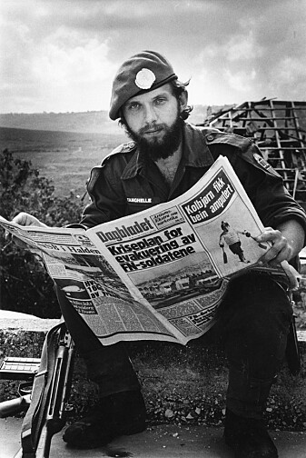 Harald Stanghelle worked as a press officer in the Norwegian UNIFIL force in Lebanon. He experienced seeing one of his soldier comrades killed a few metres from where he was seeking cover. The experience “left its mark on me. At the same time, this became my entry to a lifelong interest in working with the Middle East. For a long time, I was back in Lebanon several times a year,” he says. Harald Stanghelle worked as a press officer in the Norwegian UNIFIL force in Lebanon. He experienced seeing one of his soldier comrades killed a few metres from where he was seeking cover. The experience “left its mark on me. At the same time, this became my entry to a lifelong interest in working with the Middle East. For a long time, I was back in Lebanon several times a year,” he says.