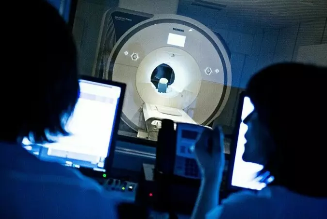 The MRI machine at Haukeland University Hospital is the tool that has determined what happens in your brain when you hear voices.