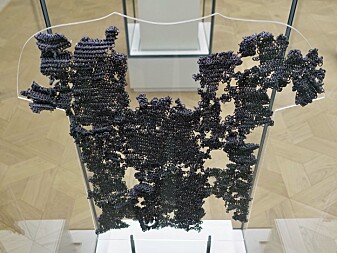 The chain mail from the Gjermundbu find was found in many small pieces. The original shirt would have weighed between 8-10 kg and could have taken up half a year to make. The chain mail from the Gjermundbu find was found in many small pieces. The original shirt would have weighed between 8-10 kg and could have taken up half a year to make.
