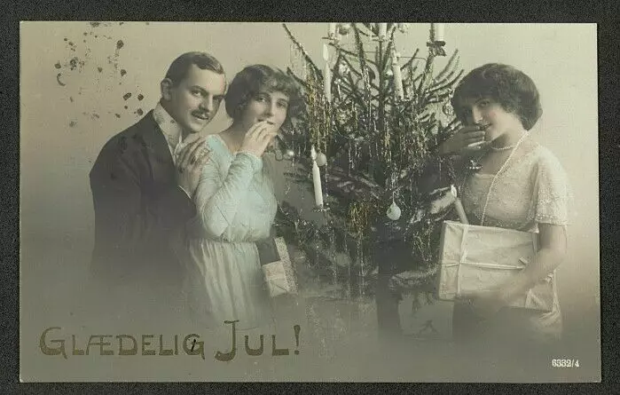 A typical Christmas card from 1920.