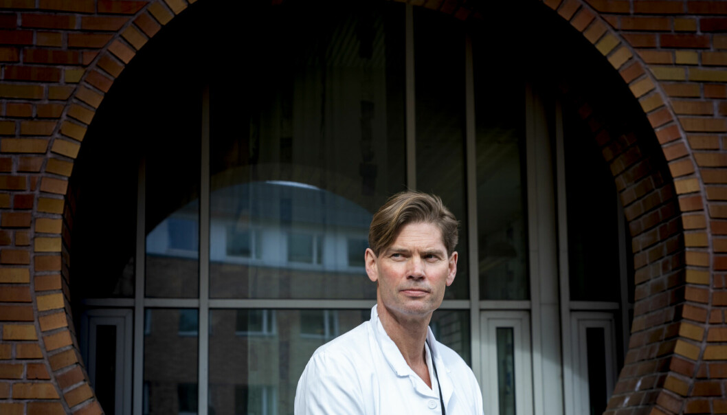 Chief physician and professor Pål Andre Holme and his team at the Oslo University Hospital were among the first in the world to establish that a rare blood clotting disease which claimed four lives in Norway was due to the AstraZeneca vaccine.