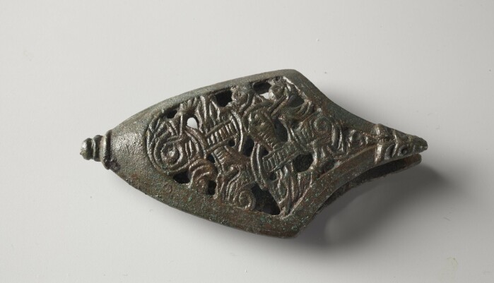The sword scabbard chape from Gjermundbu. The sword scabbard chape from Gjermundbu.