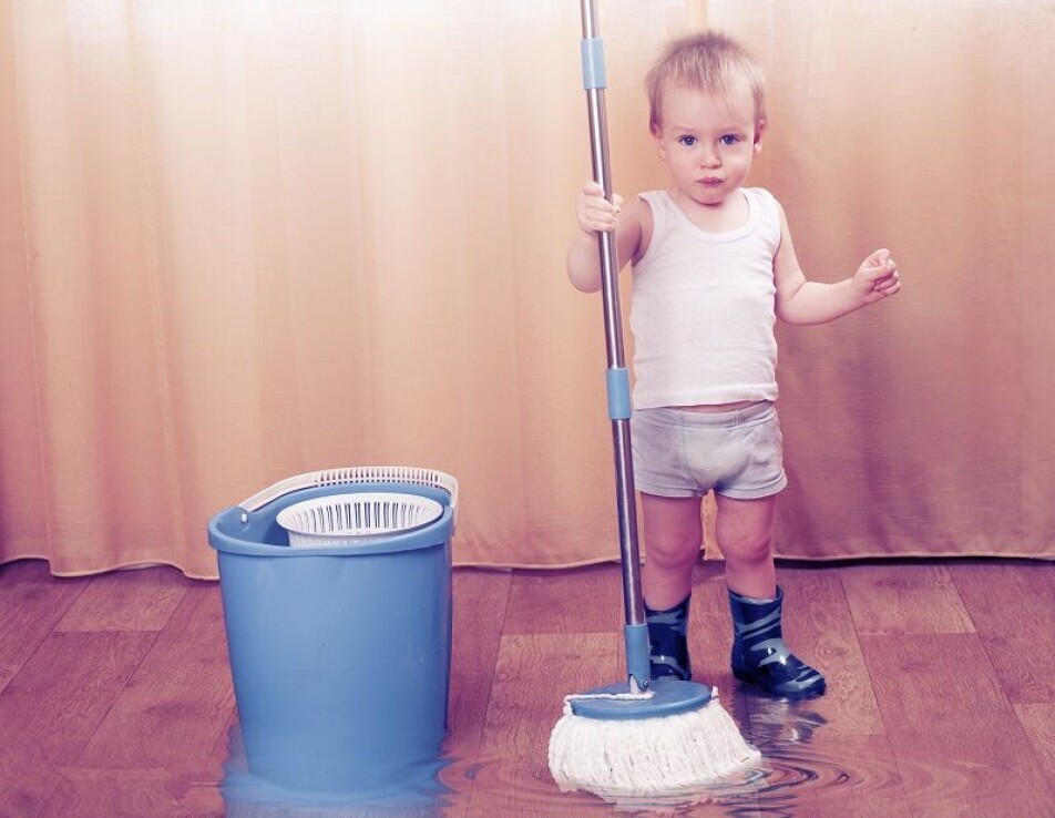 One of the researchers’ useful tips is to clean your house thoroughly with water to remove microplastics.
