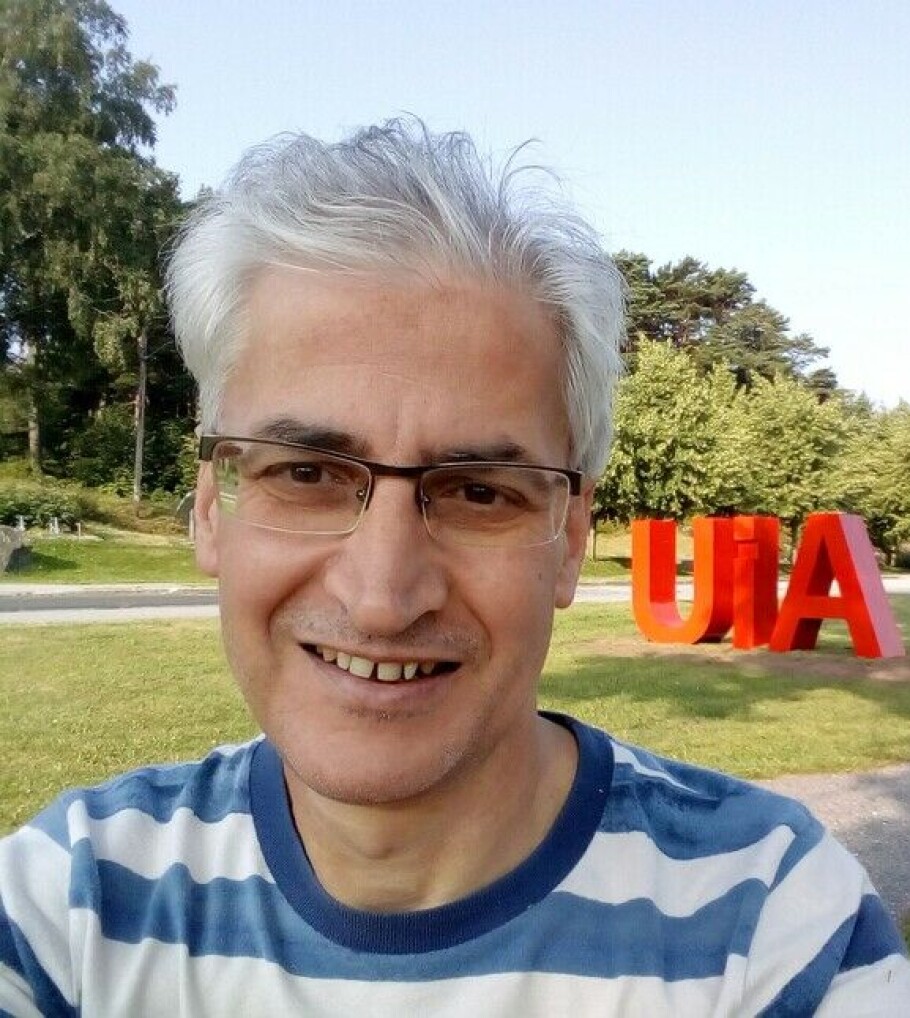 Associate Professor Ali Acilar