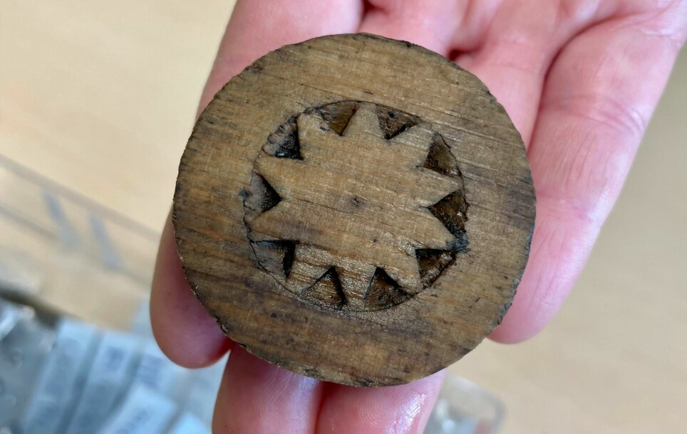 This wooden carved gaming-piece found in the Medieval Park in Oslo most likely belonged to the popular medieval game of tables, a precursor to modern day backgammon. Good for fun, and good for gambling.