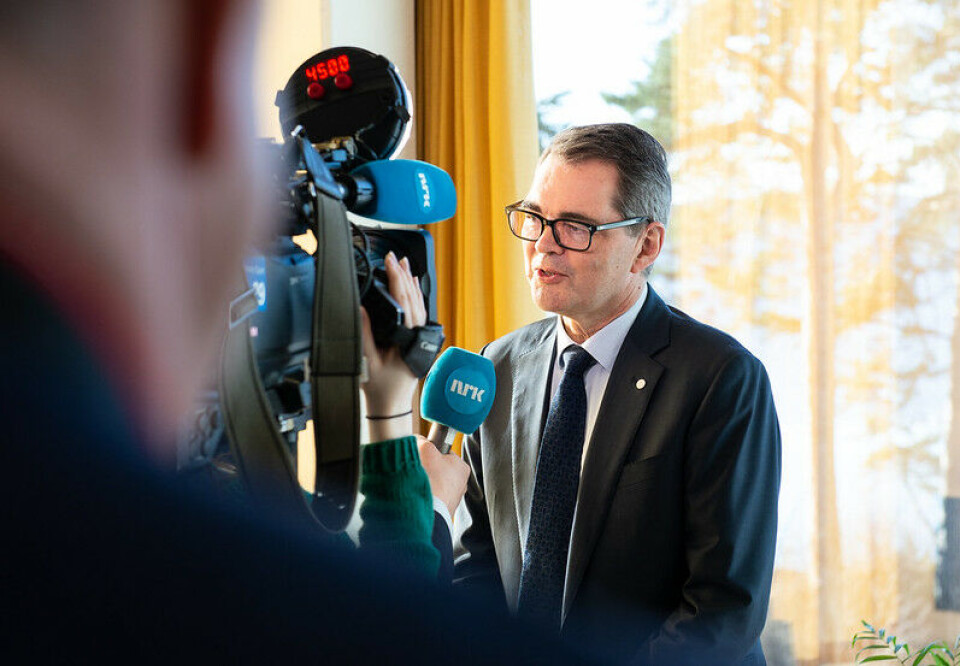 Svein Richard Brandtzæg at a press conference in 2019 announcing his successor, Hilde Merete Aasheim, as CEO.