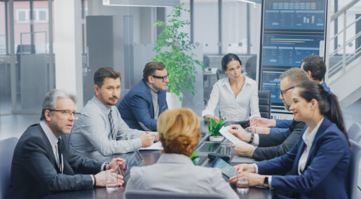 Does imposing women's quotas for corporate boards pay off? Does imposing women's quotas for corporate boards pay off?