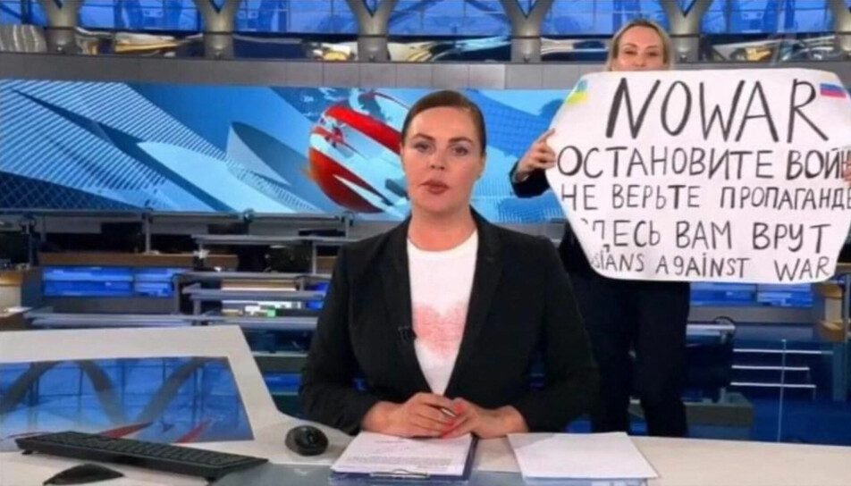 The by now famous incident from March 14, when Russian Channel One editor Marina Ovsyannikova held up a poster reading 'Stop the war. Don't believe the propaganda. Here they are lying to you' during on-air TV studio by news anchor Yekaterina Andreyeva , Russia's most-watched evening news broadcast.
