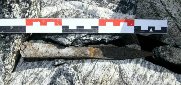 2. A reindeer hunter lost this knife in the Norwegian mountains 1500 years ago