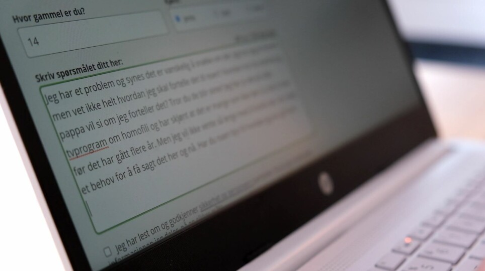 The language, choice of words and narrative styles that young people use when they chat or ask questions online can reveal signs of depression.