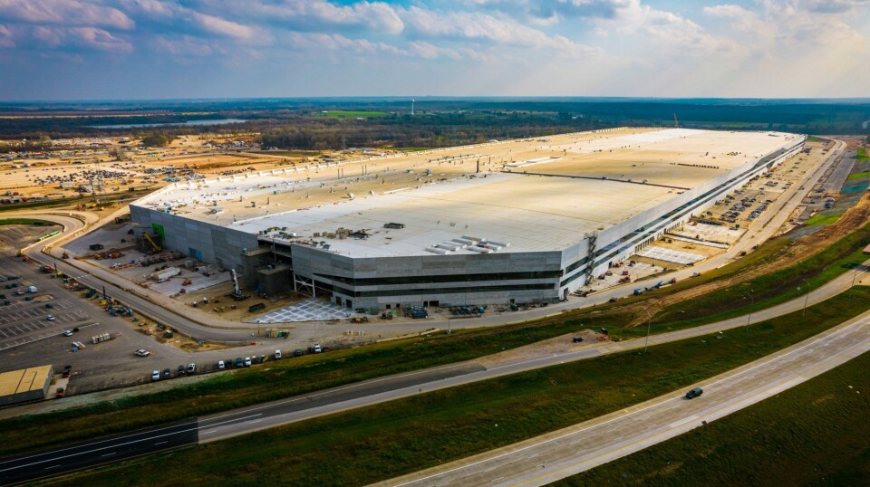 A new approach to making electrodes will make battery manufacture less space-demanding and more energy efficient. This is Tesla’s enormous battery plant in Austin, Texas.