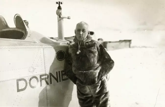 “There are lots of stories about Amundsen, and they vary depending on who’s telling them,” says Bache. Bache himself strives to bring out whole person of who Amundsen was. Here the polar explorer was photographed on Svalbard in 1925.