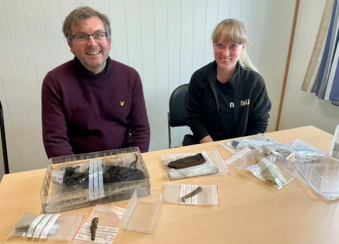 Mark Oldham, project manager for the excavation, and finds expert Linda Åsheim show sciencenorway.no the top 11 finds from the most recent excavation in Oslo's medieval park.