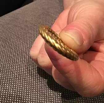 The Viking Age ring from Mandal was handed over to the Museum of Cultural History in Oslo.