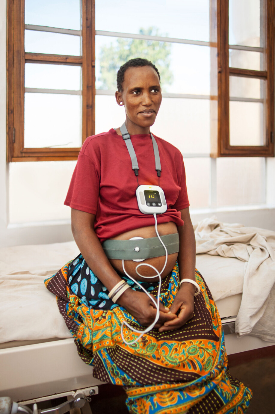One of the tools developed by Safer Births is Moyo, which helps healthcare professionals to detect abnormal fetal heart rate more often and earlier.