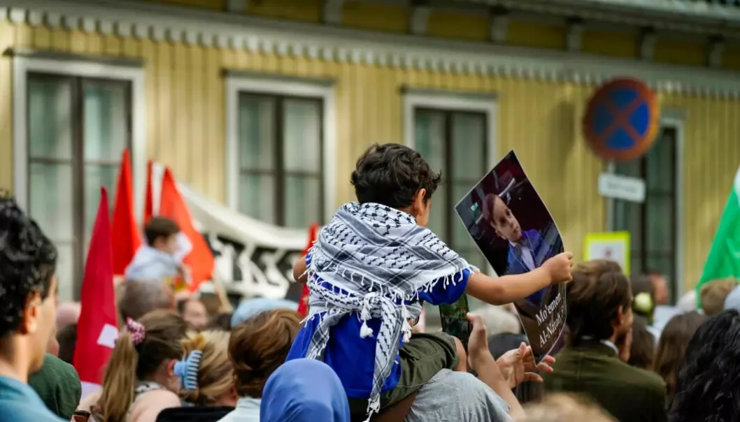 Recently, people took to the streets of Oslo to demonstrate peacefully against Israel's attack on Gaza. Very few young people are willing to use violence to draw attention to an issue or achieve change in society, but fewer are opposed to the use of violence, according to a new study.