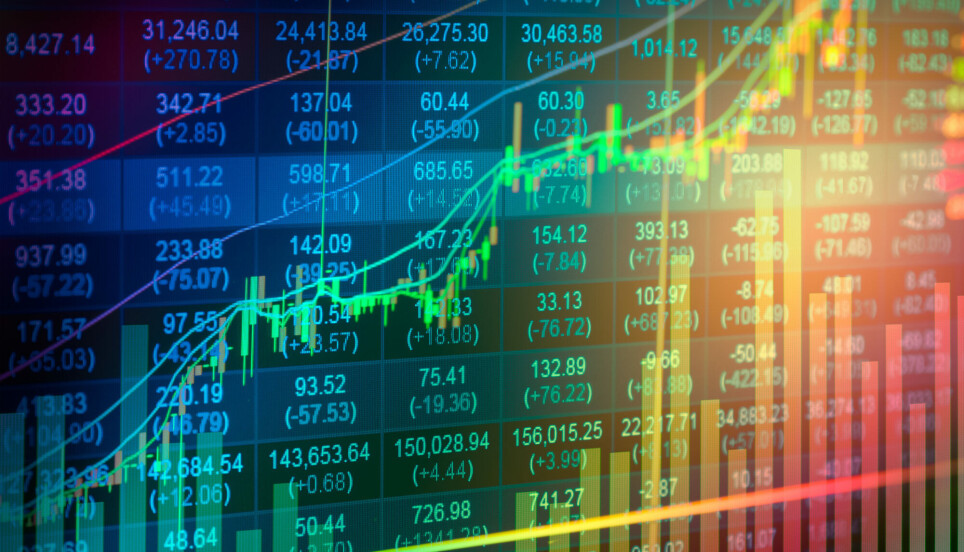 Requiring companies to disclose the financial risks they face because of climate change will help investors and regulators to make better decisions, according to a commentary published in Science magazine.