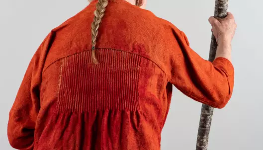 The dress has been handweaved and hand-dyed, and is based on a real medieval dress found at Uvdal Stave Church.