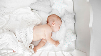 Should the baby sleep in its own bed or co-sleep with the parents – and why is this such a controversial issue?