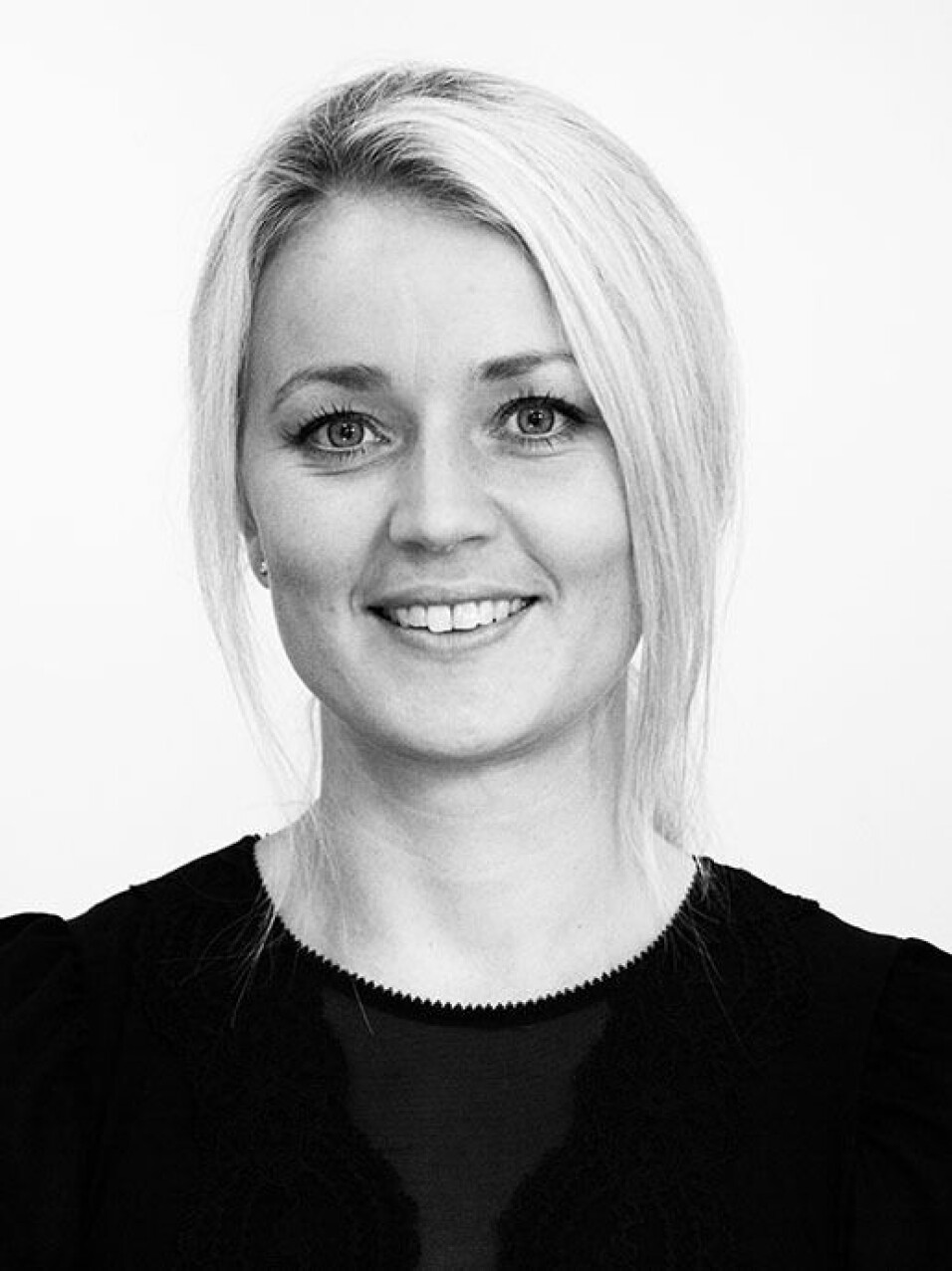 Sarah Bro Trasmundi is a cognitive ethnographer and social anthropologist. She researches conditions for creativity, imagination and critical thinking, especially in the context of reading. While speed is one focus in reading, she believes it is important to slow down if we also want to nourish critical reflection and the imagination.