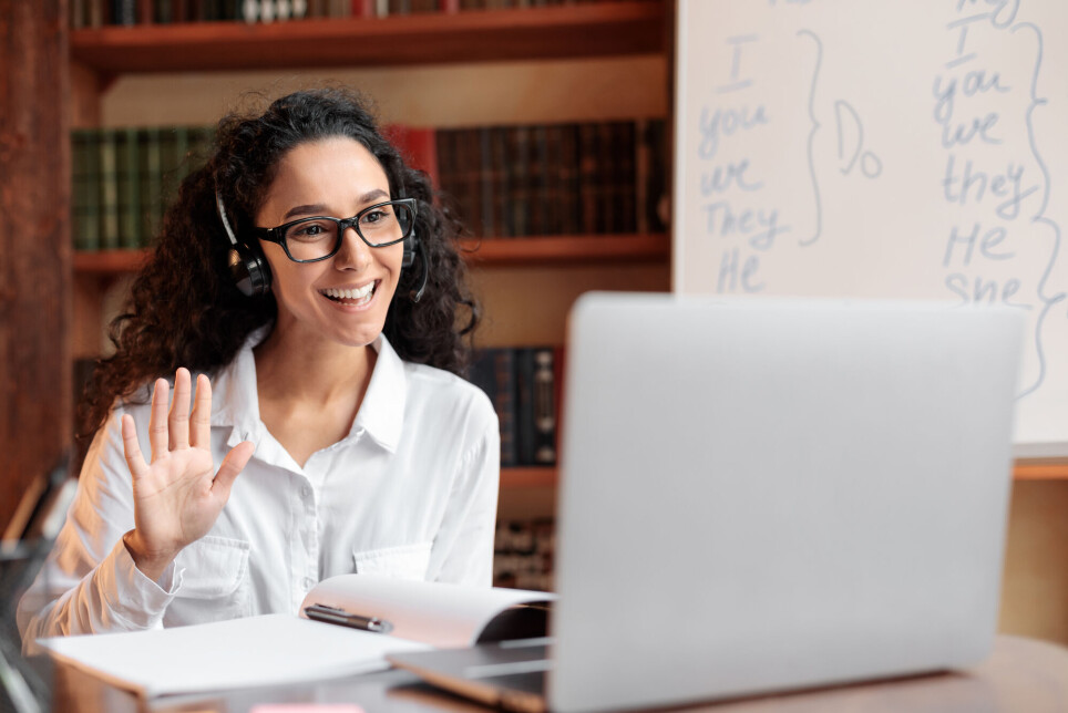 “This is asking the teacher to simultaneously perform in two different modes, which can lead both to exhaustion for the teacher and less engagement, connection and learning for the students,” Professor Wilfried Admiraal says.