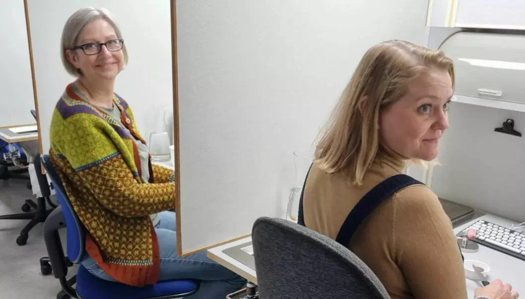 Kristin Enger and Anine K. Dahl Kallstad at their respective workplaces. While testing, they do not talk to each other about what they taste and smell.
