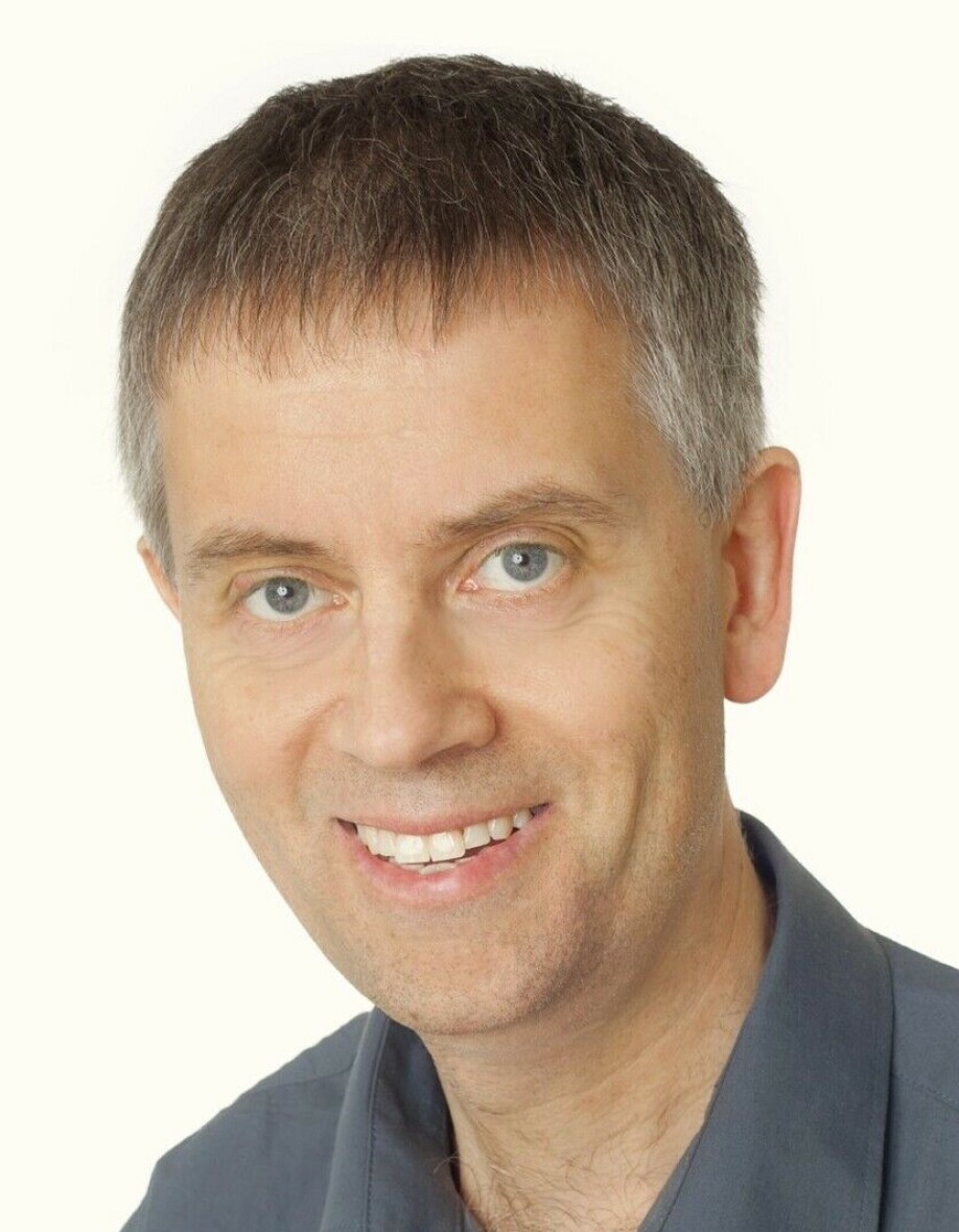 Jim Tørresen, professor in the Department of Informatics at UiO. He researches artificial intelligence and robotics and works to develop technology for treating mental disorders.