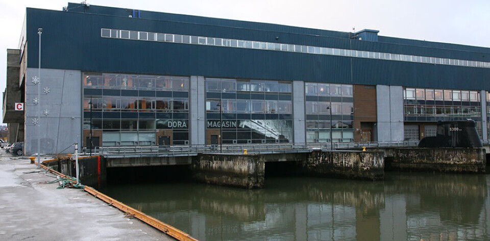 The Dora 1 submarine base remained standing. Today, the large bunker houses many different companies.