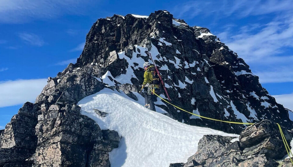 More and more people are planning trips in mountainous terrain under potentially cold and exposed conditions. Did you know that it is difficult to stop bleeding from wounds at low temperatures? It is wise to be well prepared in case an accident happens when you are out in the cold