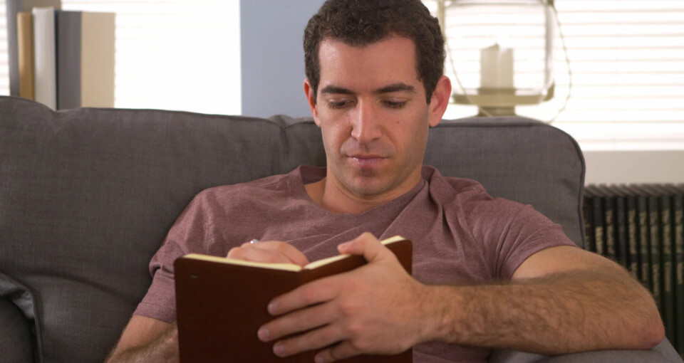 Some practitioners assigned patients the task of reading their own medical records and reflecting on what had been documented. This often served as a starting point for their next conversation.