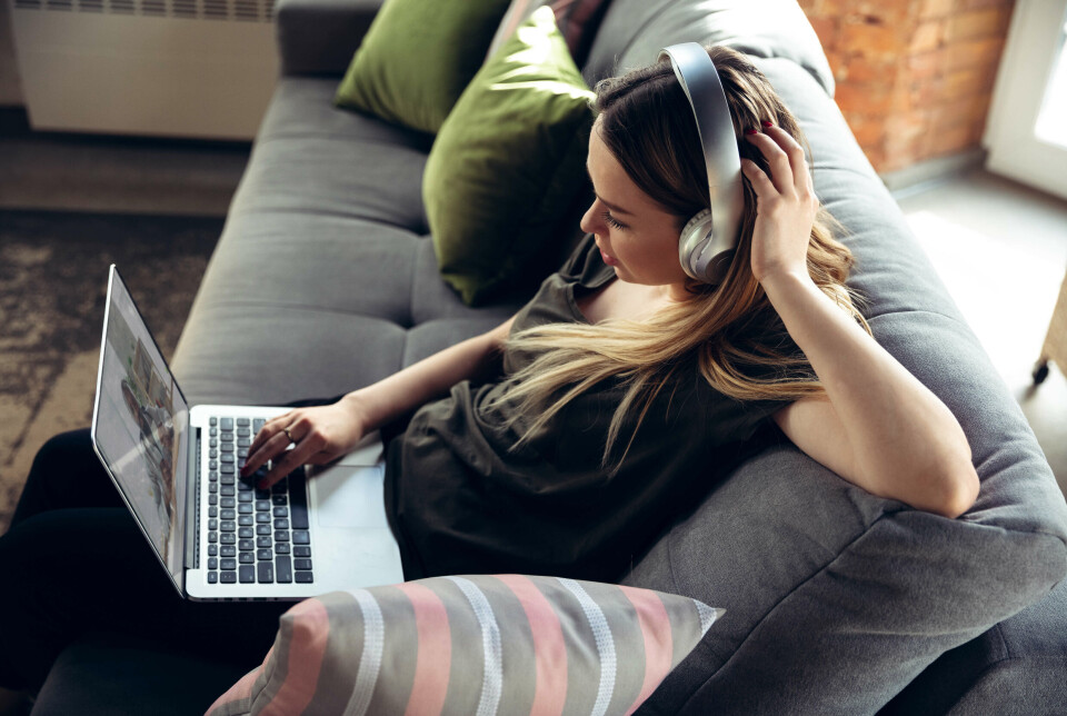 Video-based therapy saves time and is flexible so that sessions can be customised for work and school.