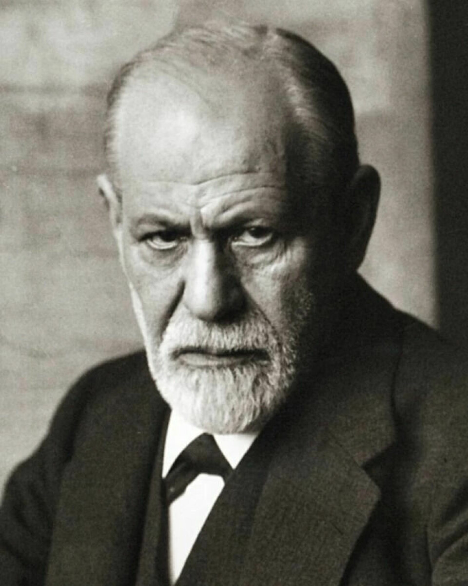 Portrait photo of Sigmund Freud.