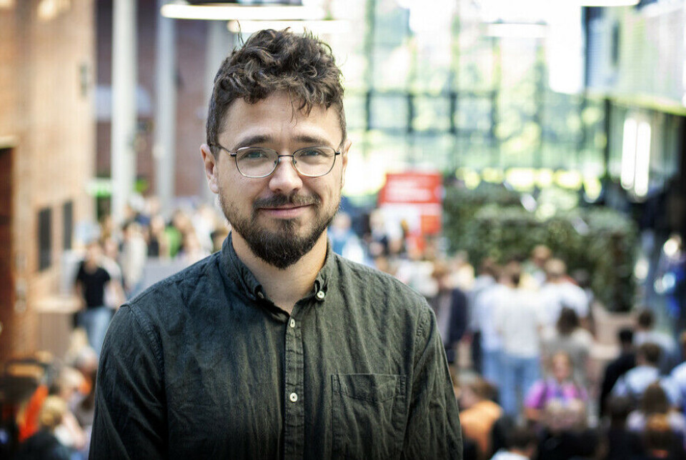 Researcher Ander Wiik wants everyday mathematics, such as interest calculations, tax returns, and statistical data in the news, to become a more central part of the school mathematics curriculum.