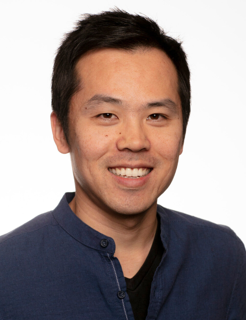 Friday 24 November, Dongho Kwak defended his dissertation Music for cells? Rhythmic mechanical stimulations of cell cultures. The defence was recorded and can be watched here.