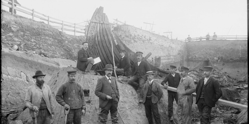 Why was this Viking ship crushed with stones – and moored – before it was buried?