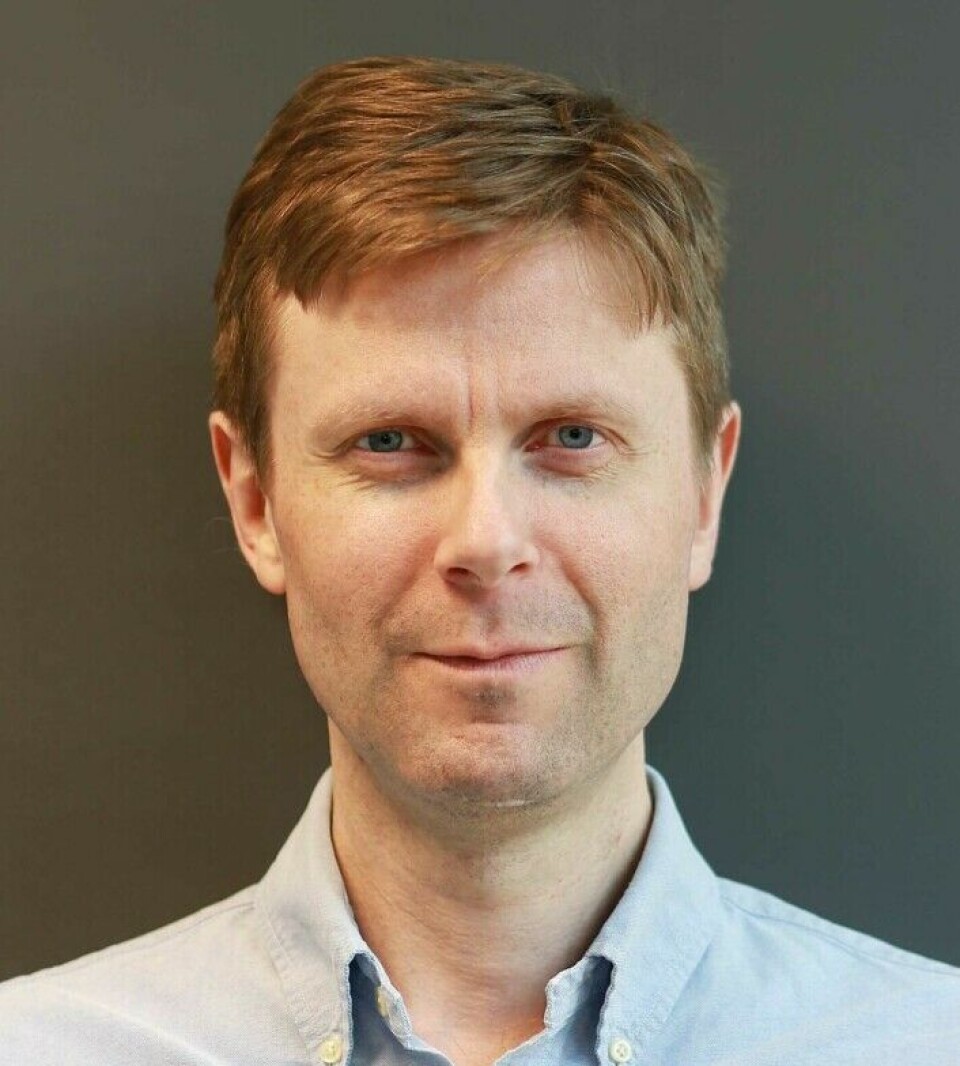 Erlend Bønes studies the digital tools that healthcare teams use.