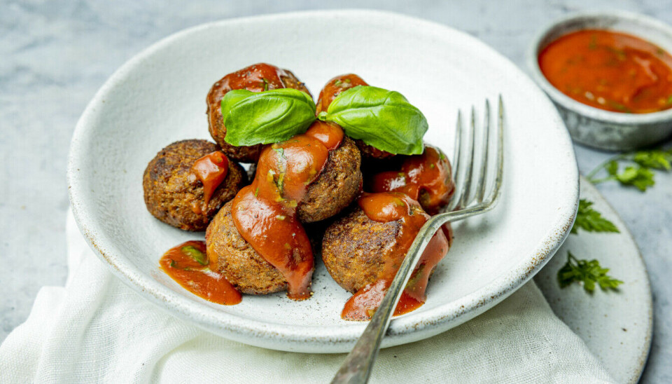 Swedish schoolchildren have been served Ciona meatballs for over a year. It has been a success.