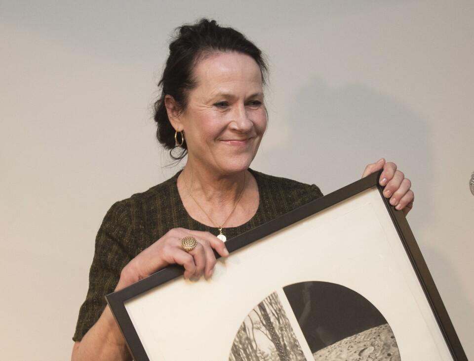 The author Vigdis Hjort wrote about a family conflict in the novel Will and Testament. The real sister felt that the family was exposed: 'If you are turned into a character in a novel against your will, you will find it nearly impossible to defend yourself,' she said in an interview with VG. The sister wrote her own novel in response.
