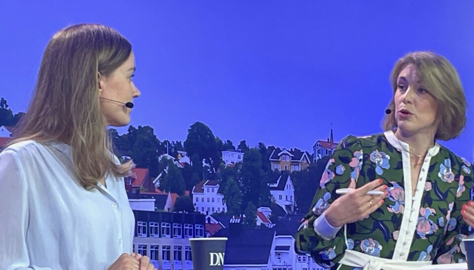 Researcher Karin Kinnerud participated in a debate with politician Kari Elisabeth Kaski (Socialist Left Party), discussing how politicians are using the Oil Fund.